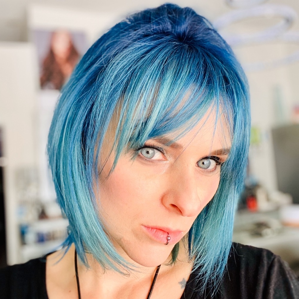 Meet your Posher, Vanessa